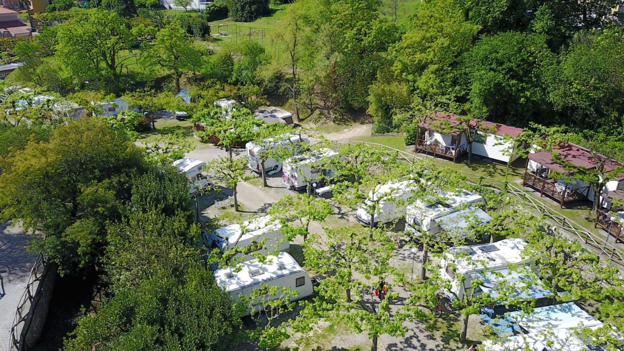 Campeggio Pian Dei Boschi Pietra Ligure Exteriér fotografie